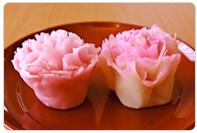 －店舗限定の上生菓子「カーネーション」